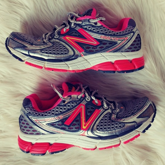 womens new balance 860 v3